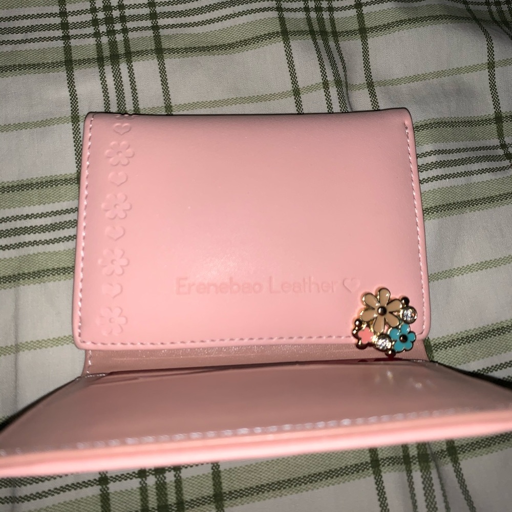 Wallet - Picture 2 of 3